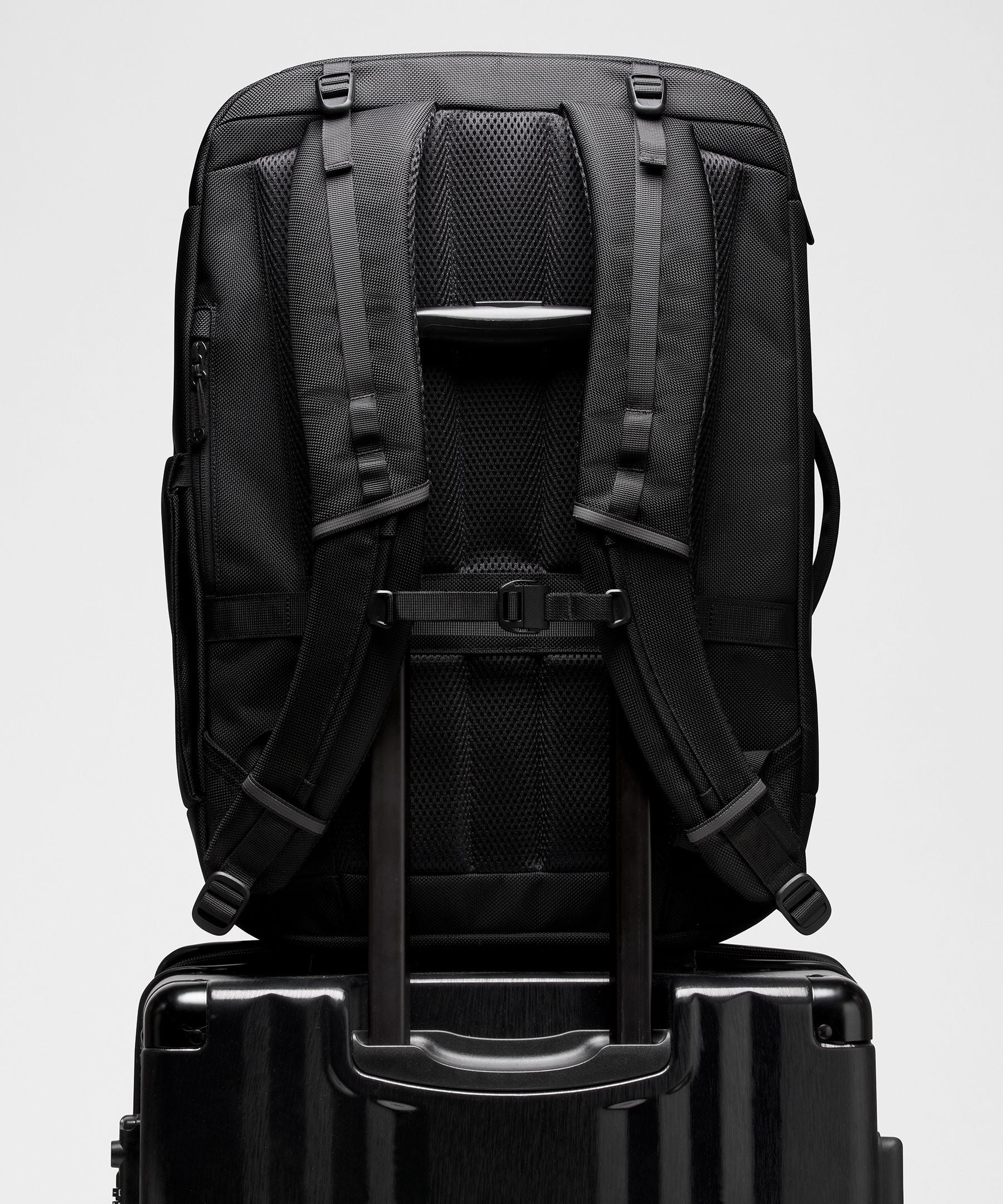 Lululemon Cruiser Travel Backpack 35L