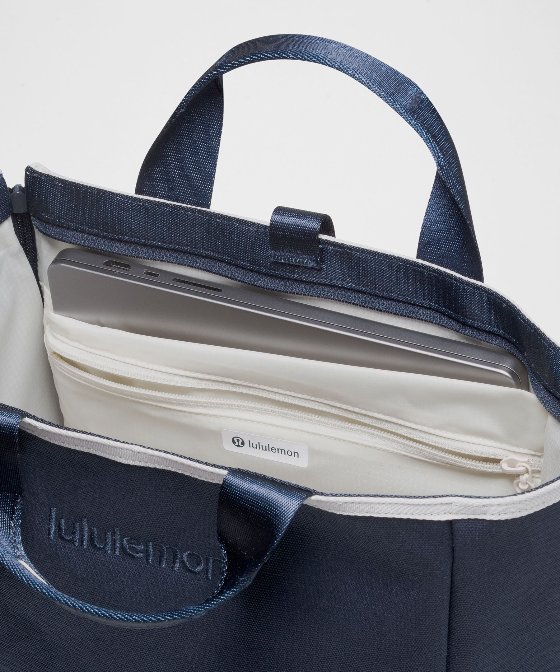 Lululemon Racket Bag 19L