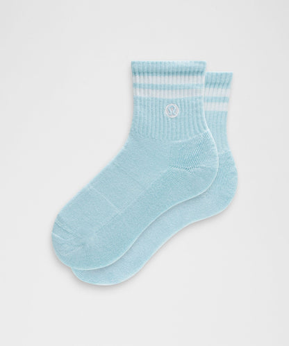 Lululemon Unisex Daily Essential Quarter Socks *Stripe