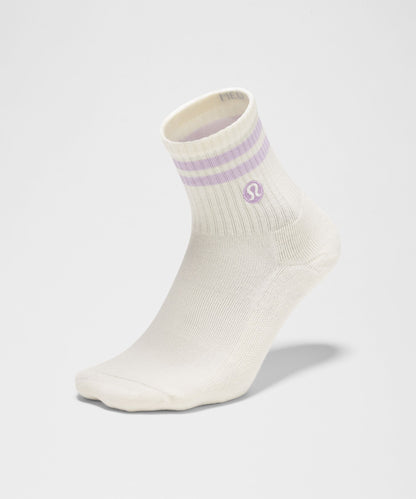 Lululemon Unisex Daily Essential Quarter Socks *Stripe