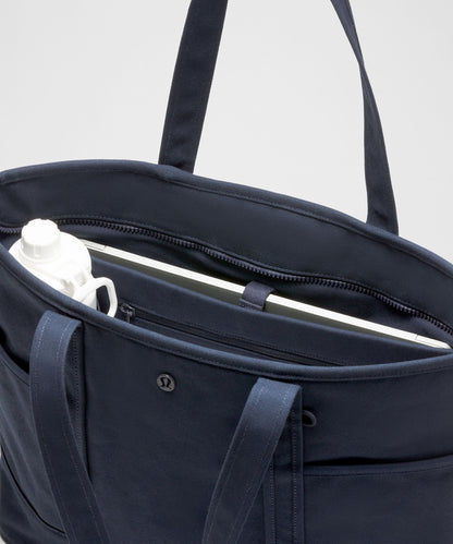 Lululemon Daily Multi-Pocket Zip-Top Tote Bag 18L