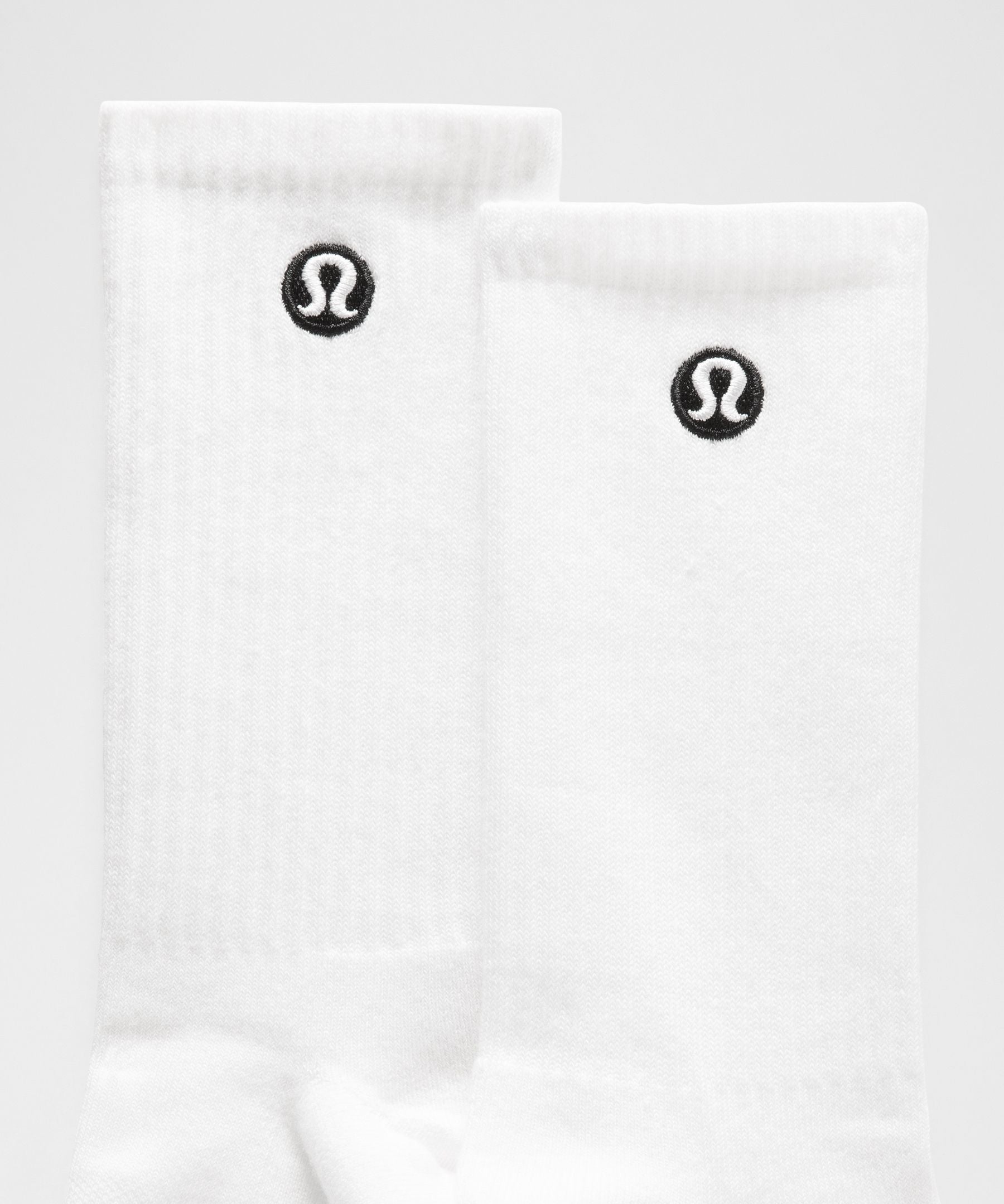 Lululemon Unisex Daily Essential Quarter Socks