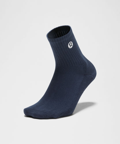 Lululemon Unisex Daily Essential Quarter Socks