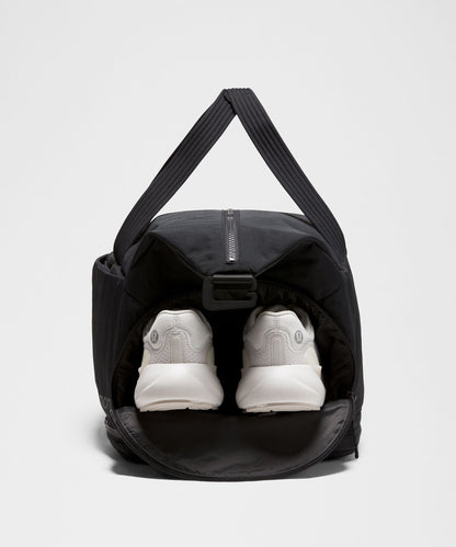 Lululemon 3-in-1 Gym Duffle Bag 30L