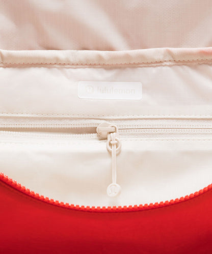 Lululemon 3-in-1 Gym Duffle Bag 30L