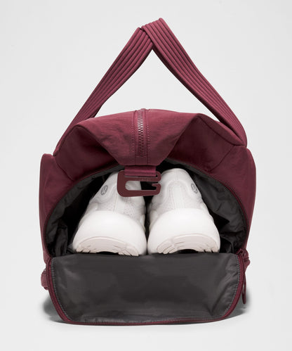 Lululemon 3-in-1 Gym Duffle Bag 30L