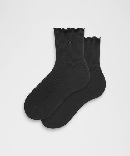Lululemon Unisex Lettuce Edge Quarter Socks