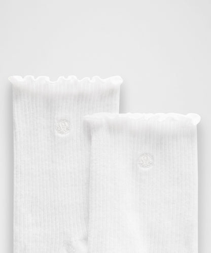 Lululemon Unisex Lettuce Edge Quarter Socks