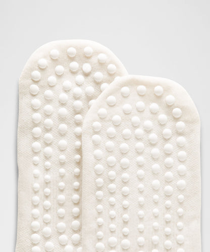 Lululemon Unisex Find Your Balance Grip Quarter Socks