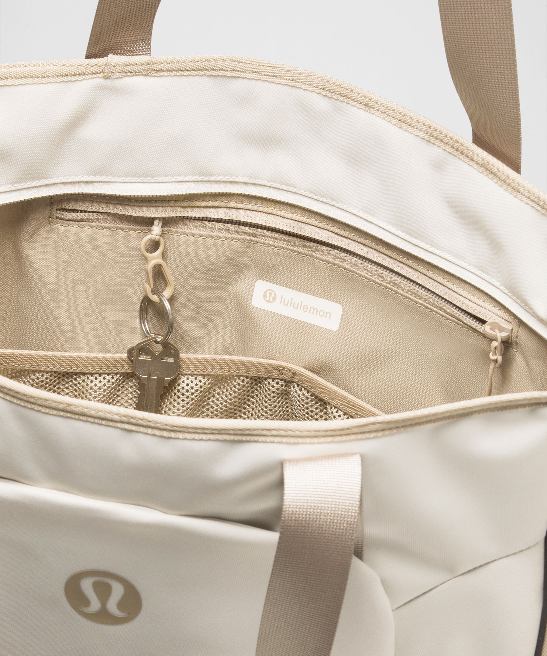 Lululemon Scuba Tote Bag 19.5L *Paracord