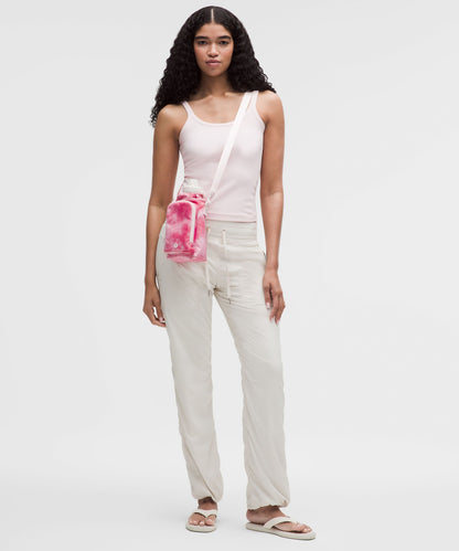 Lululemon Water Bottle Crossbody with Front Pocket 2L