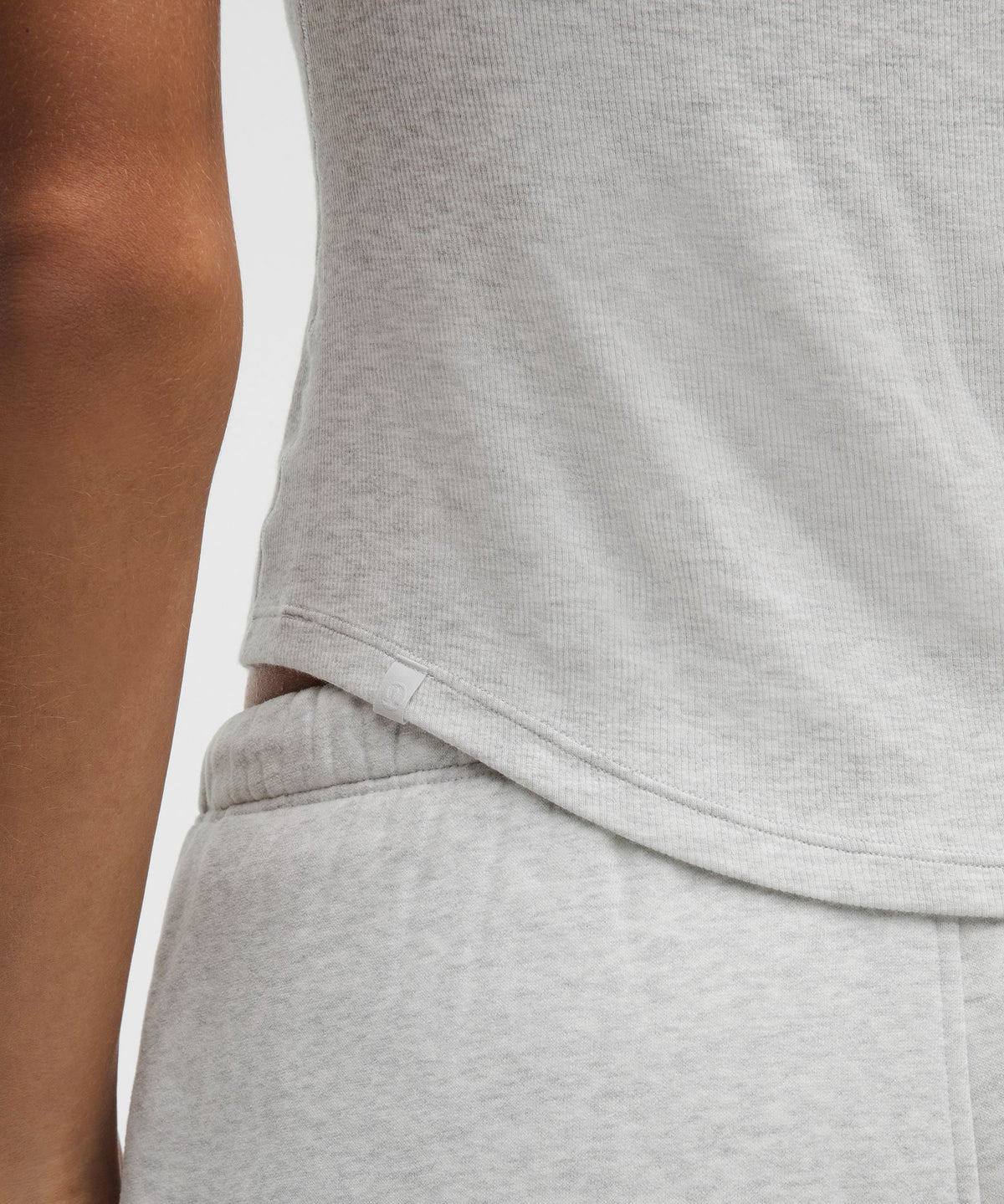 Lululemon Women's Hold Tight Crewneck Tank Top *Waist Length