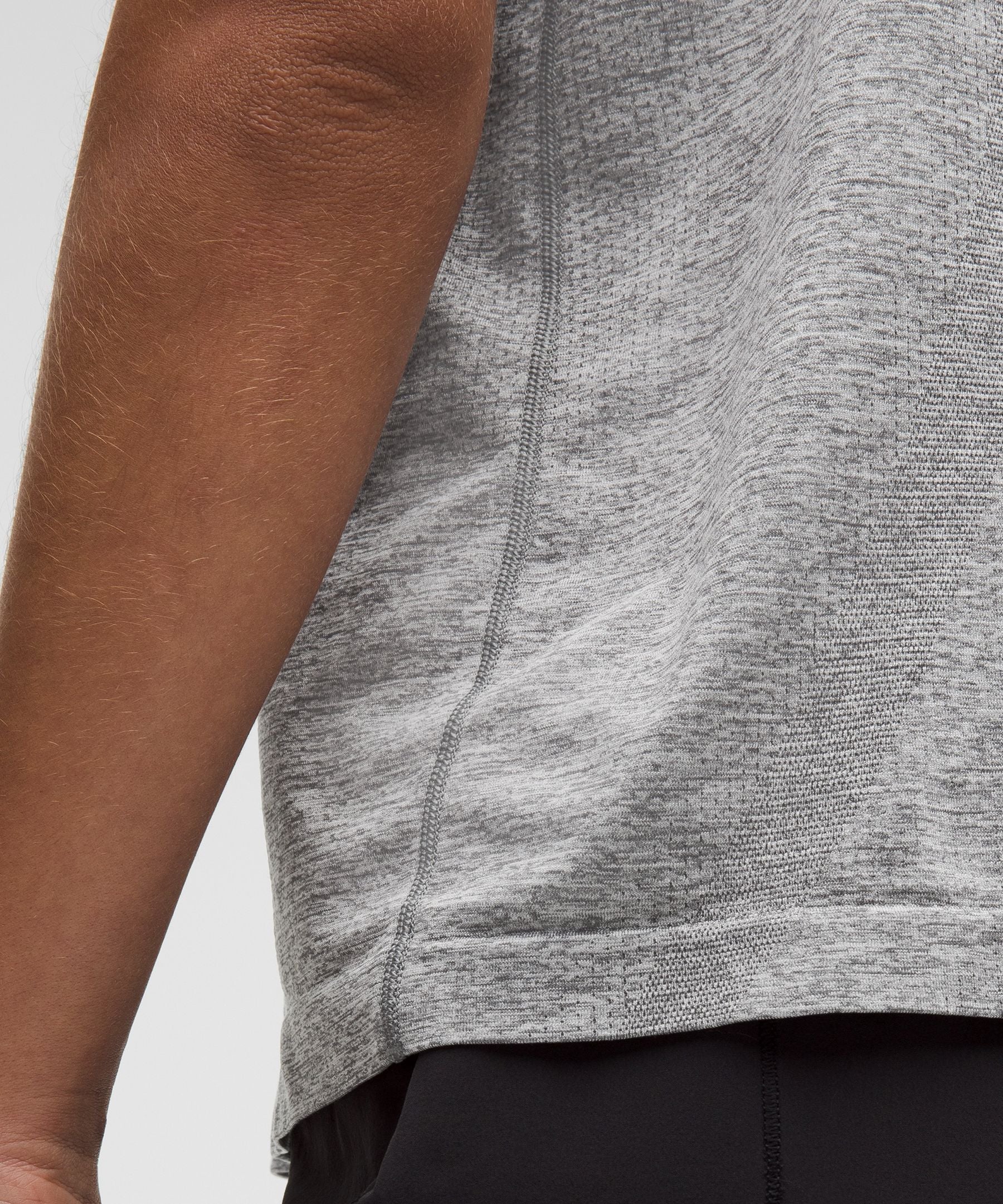 Lululemon Women's Swiftly Relaxed Tank Top Hip Length *Updated Fit