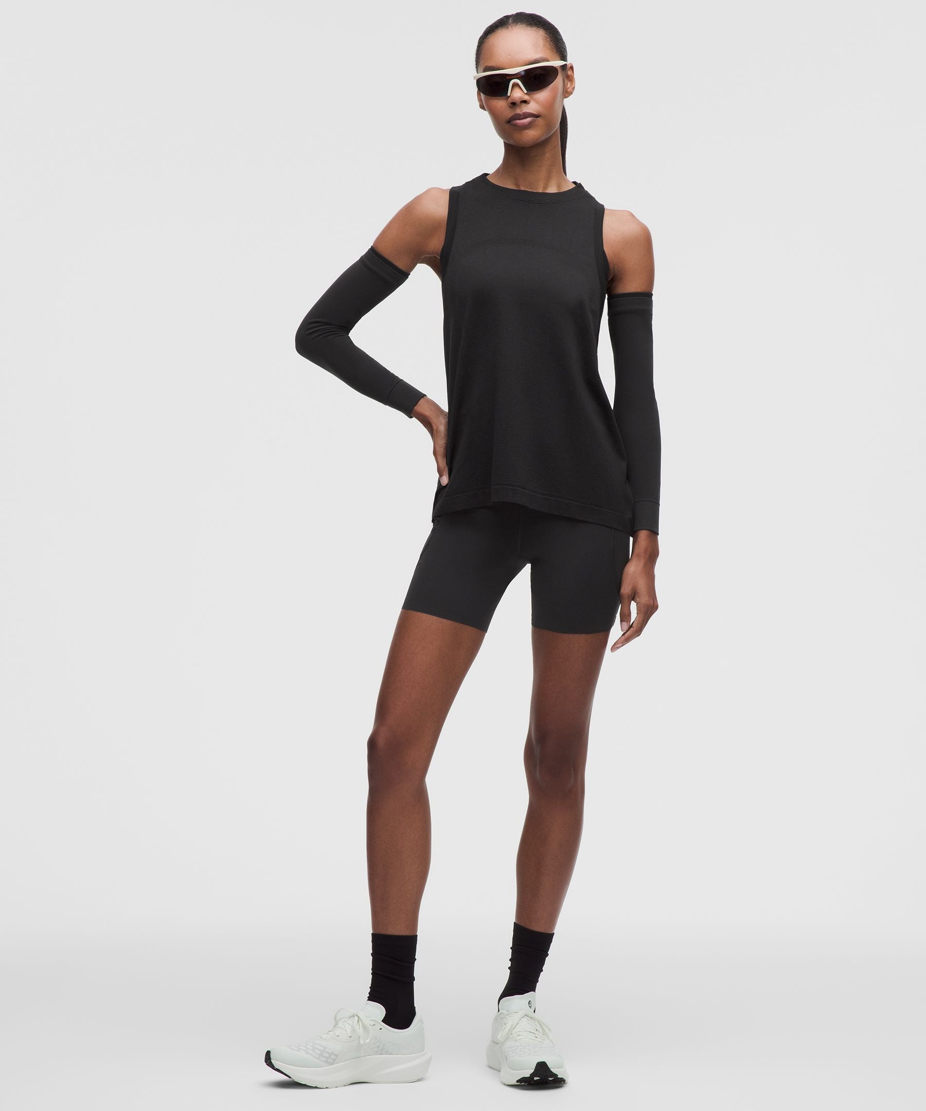 Lululemon Women's Swiftly Relaxed Tank Top Hip Length *Updated Fit