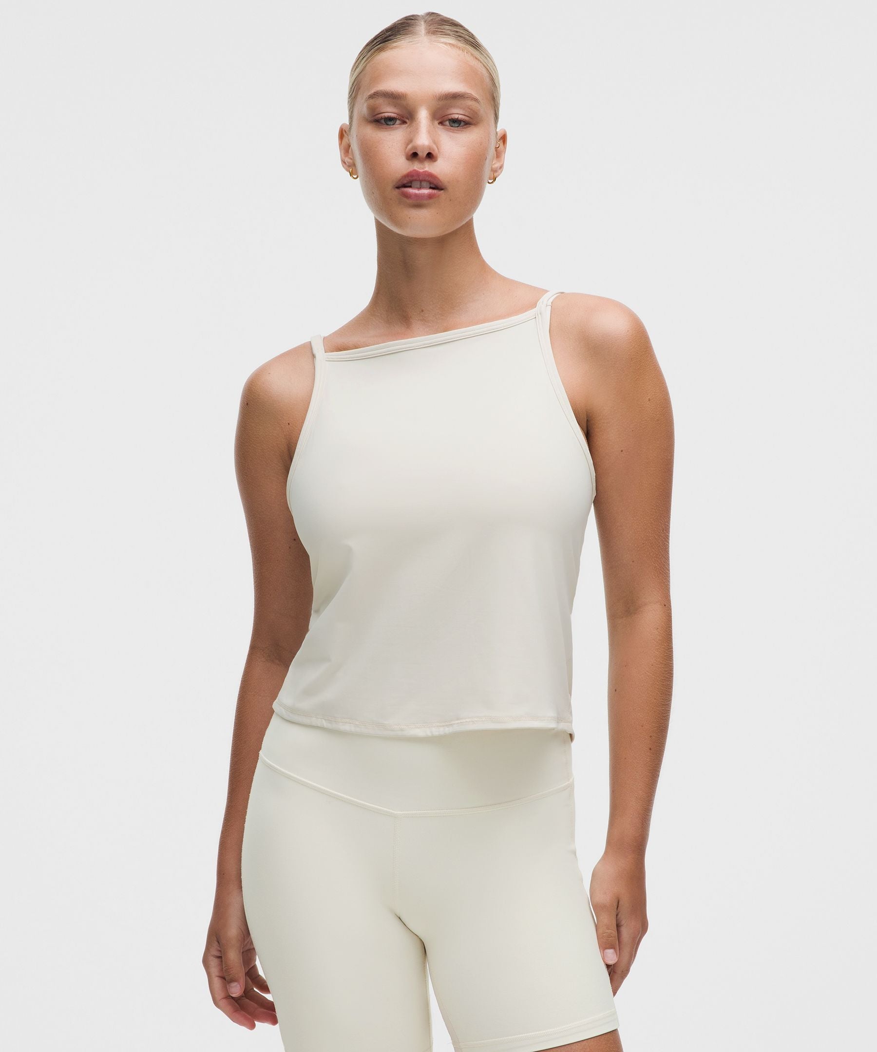 #color_light-ivory