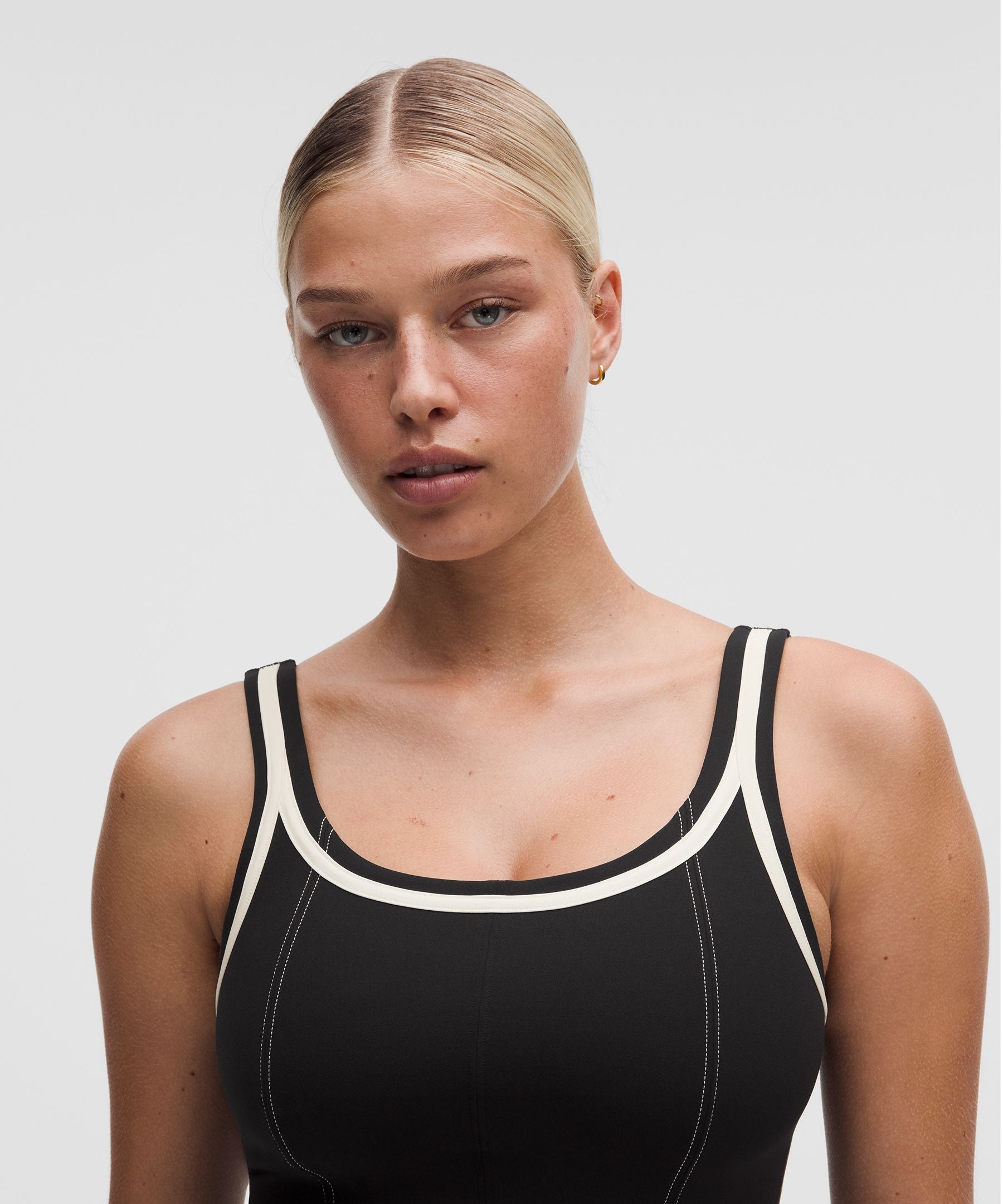 Lululemon Women's Glow Up Tank Top Medium Support, C/D Cup *Pipe Detail