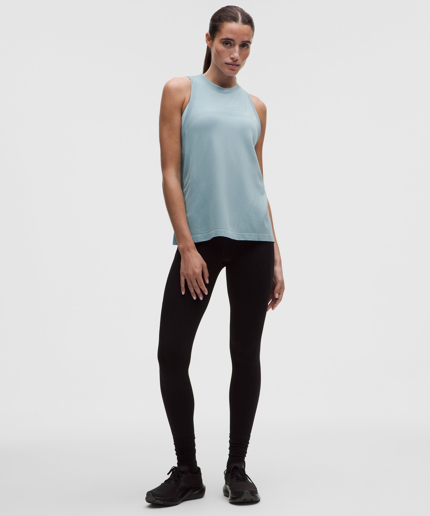 Lululemon Women's Swiftly Relaxed Tank Top Hip Length *Logo