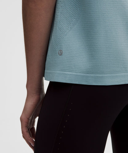 Lululemon Women's Swiftly Relaxed Tank Top Hip Length *Logo