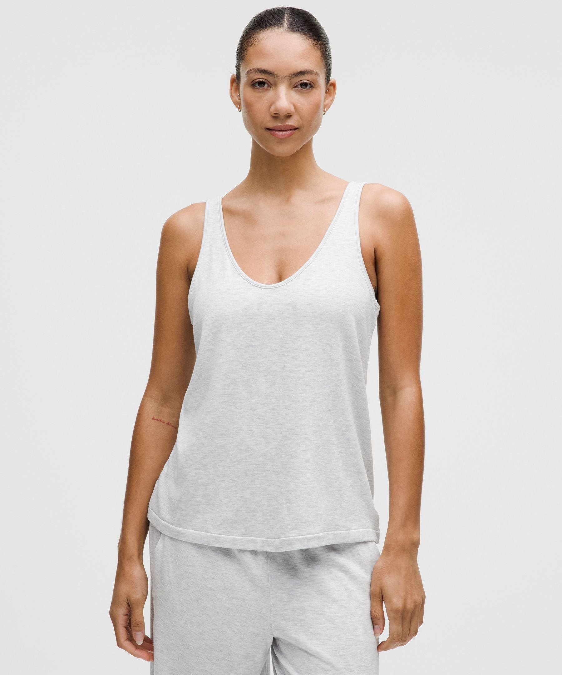 Lululemon Women's BeCalm V-Neck Tank Top
