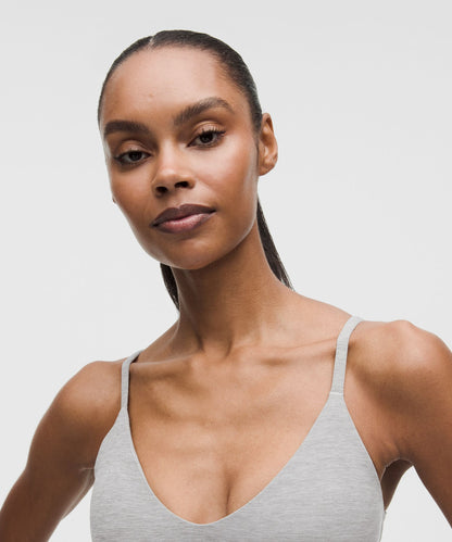 Lululemon lululemon Focuser Scoop-Neck Bra Nulu *Light Support, A/B Cup