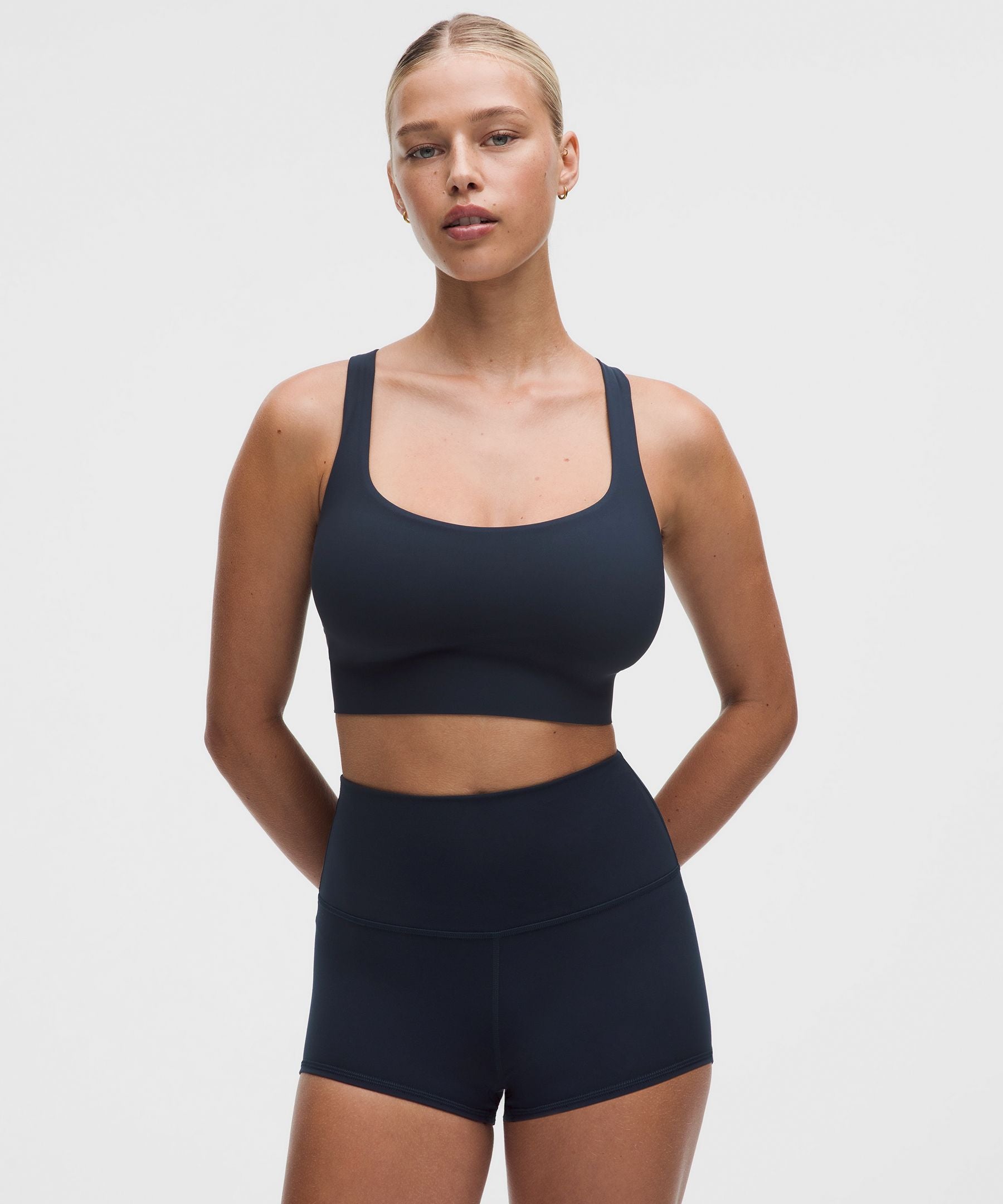 #color_true-navy
