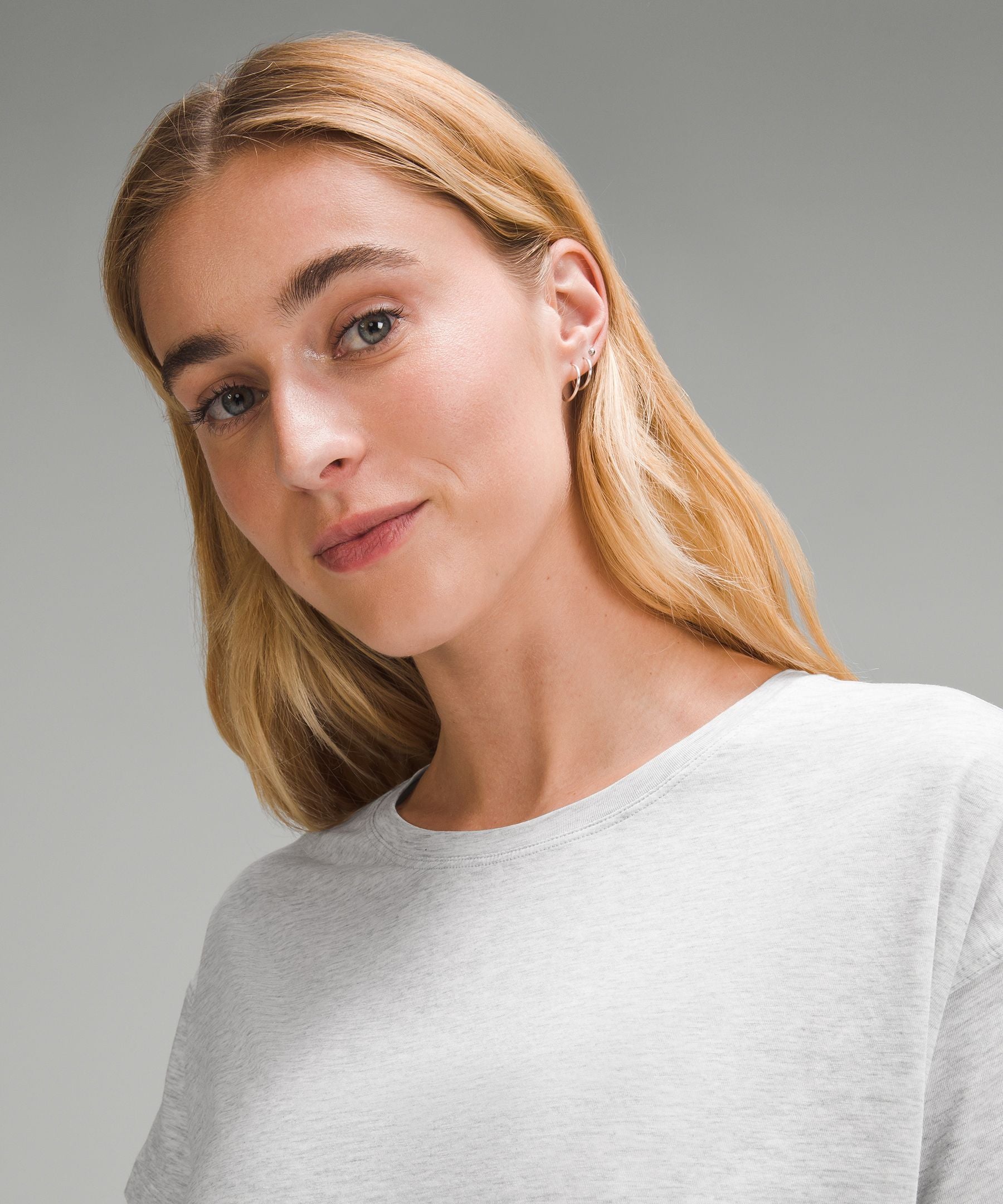 Lululemon Cates T-Shirt Heathered Core Ultra Light Grey