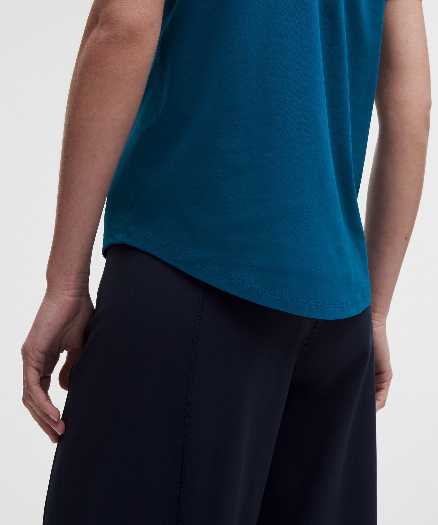 Lululemon Women's Love V-Neck T-Shirt