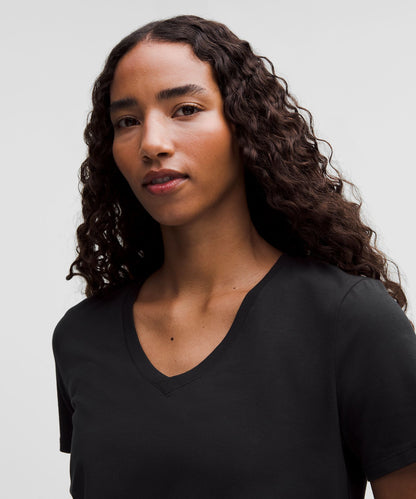 Lululemon Women's Love V-Neck T-Shirt