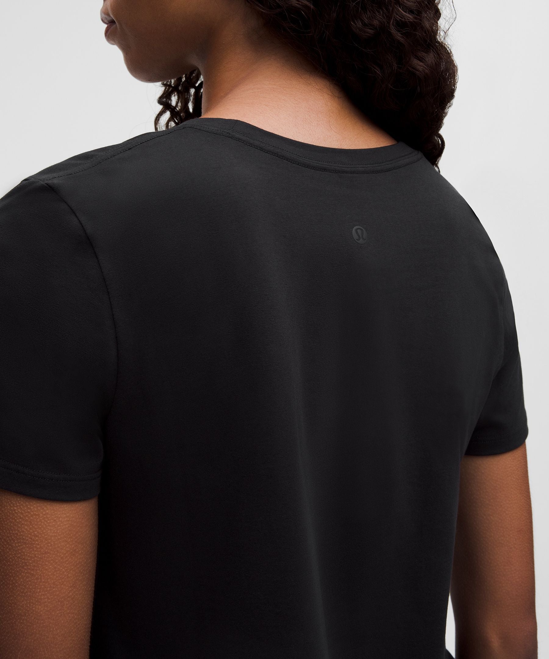 Lululemon Women's Love V-Neck T-Shirt