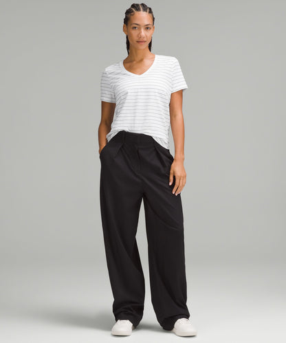 Lululemon Love V-Neck T-Shirt Short Serve Stripe White Black