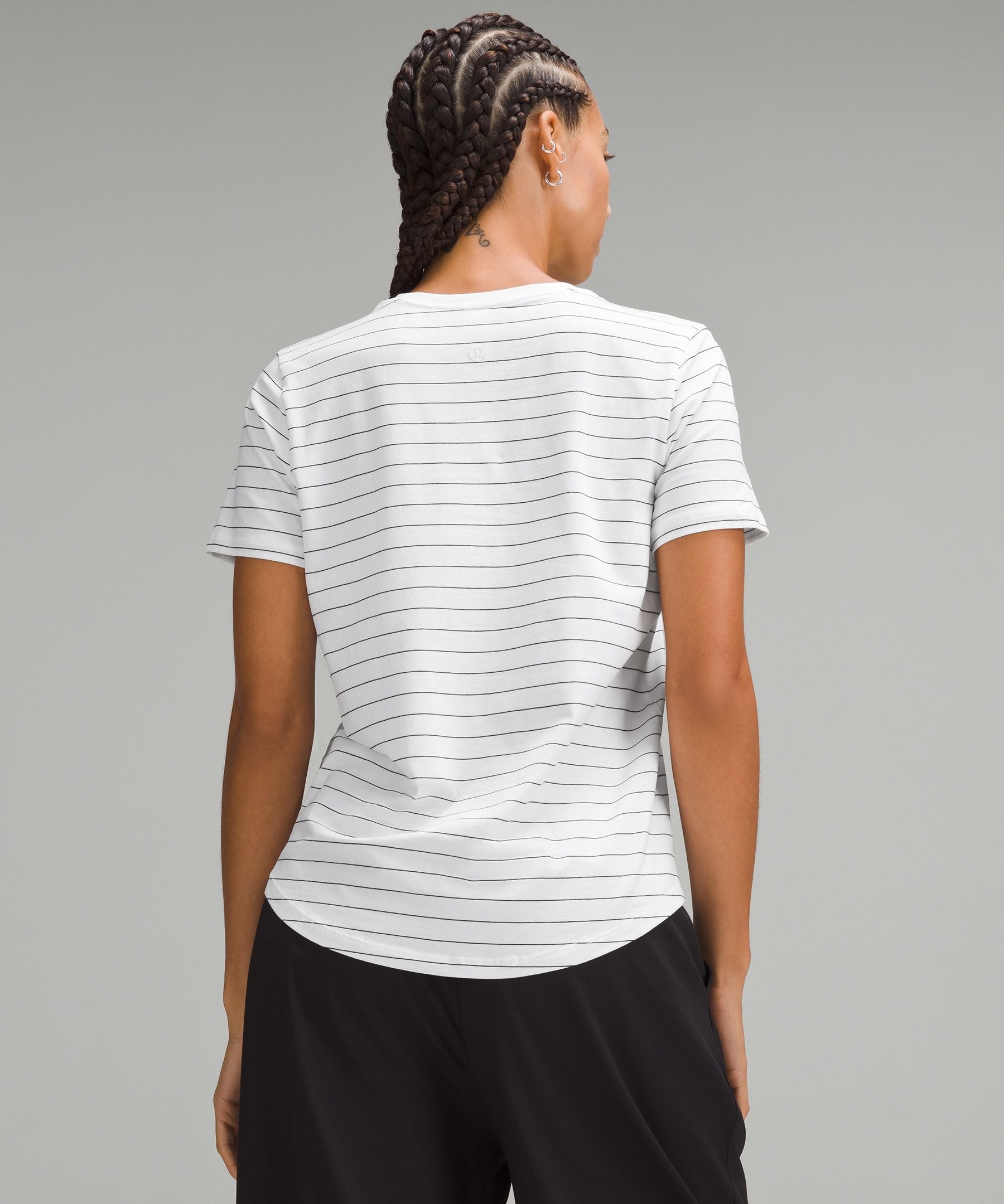 Lululemon Love V-Neck T-Shirt Short Serve Stripe White Black