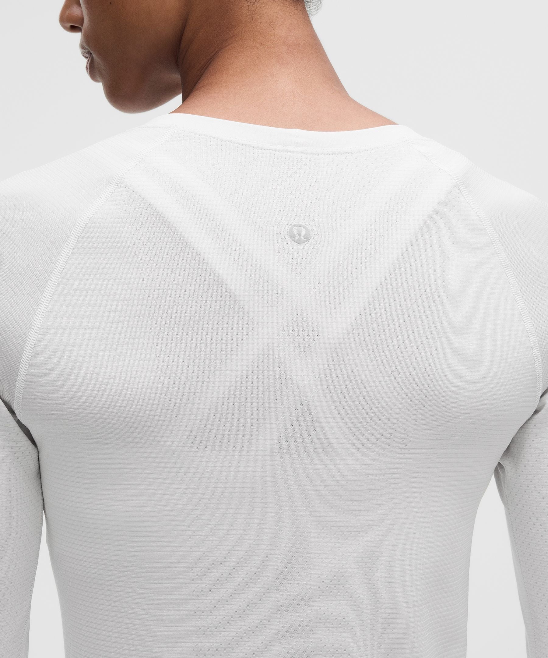Lululemon Women's Swiftly Tech Long-Sleeve Shirt 2.0 *Waist Length