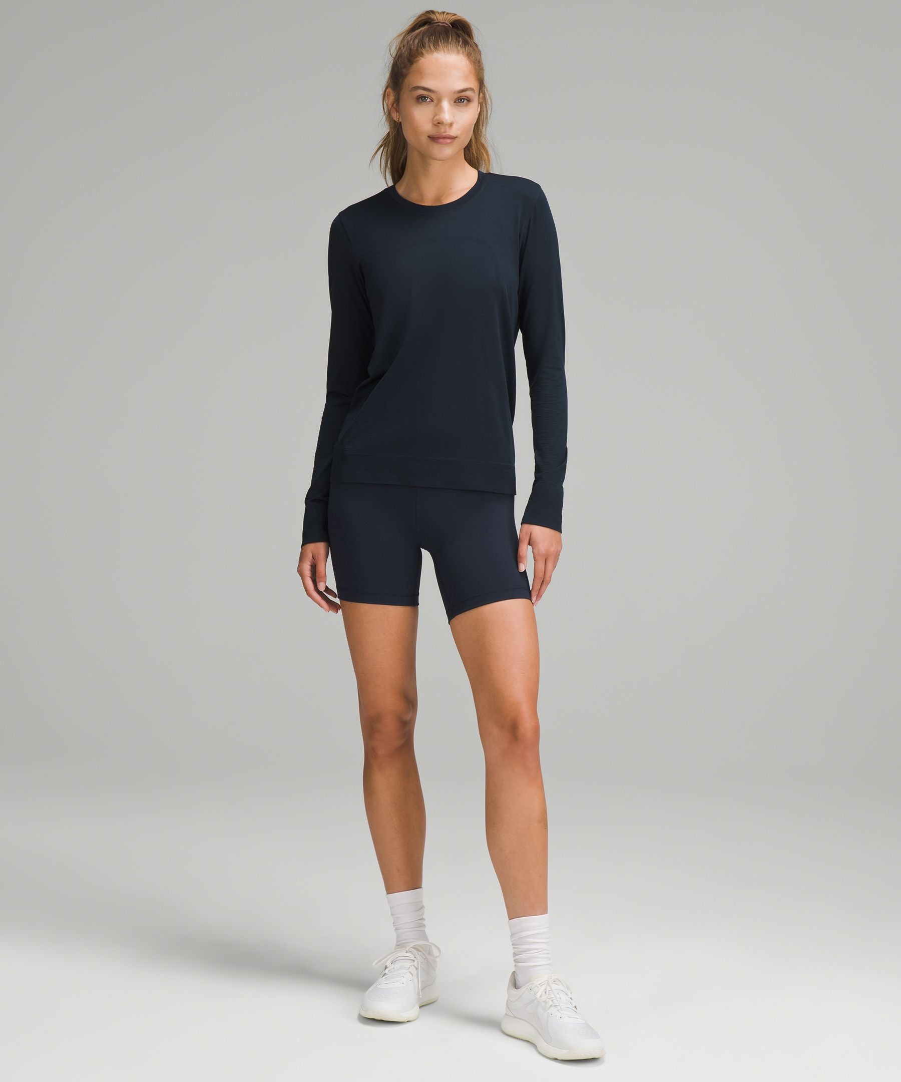 Lululemon Swiftly Relaxed Long-Sleeve Shirt *Hip Length True Navy/True Navy