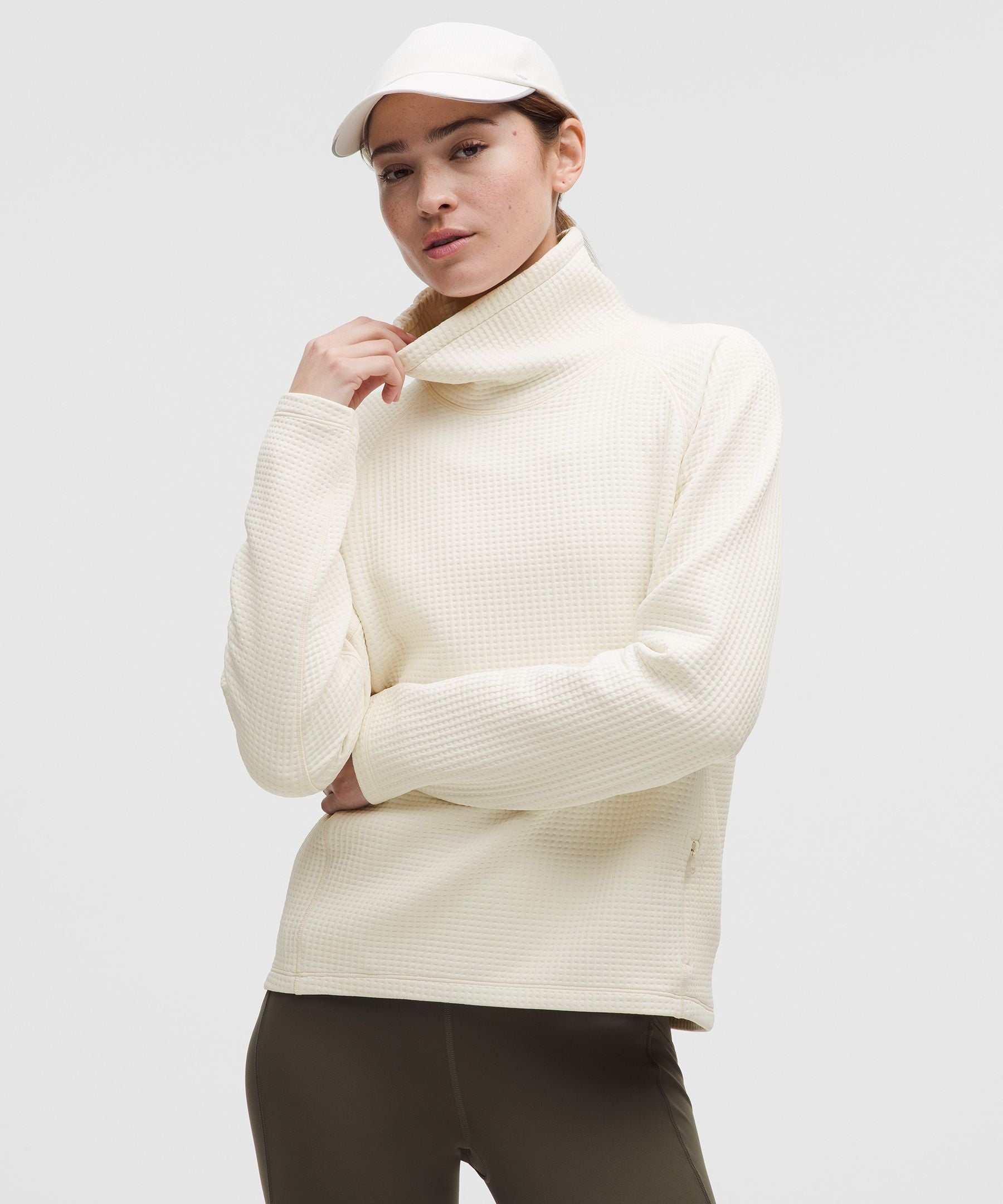 #color_light-ivory