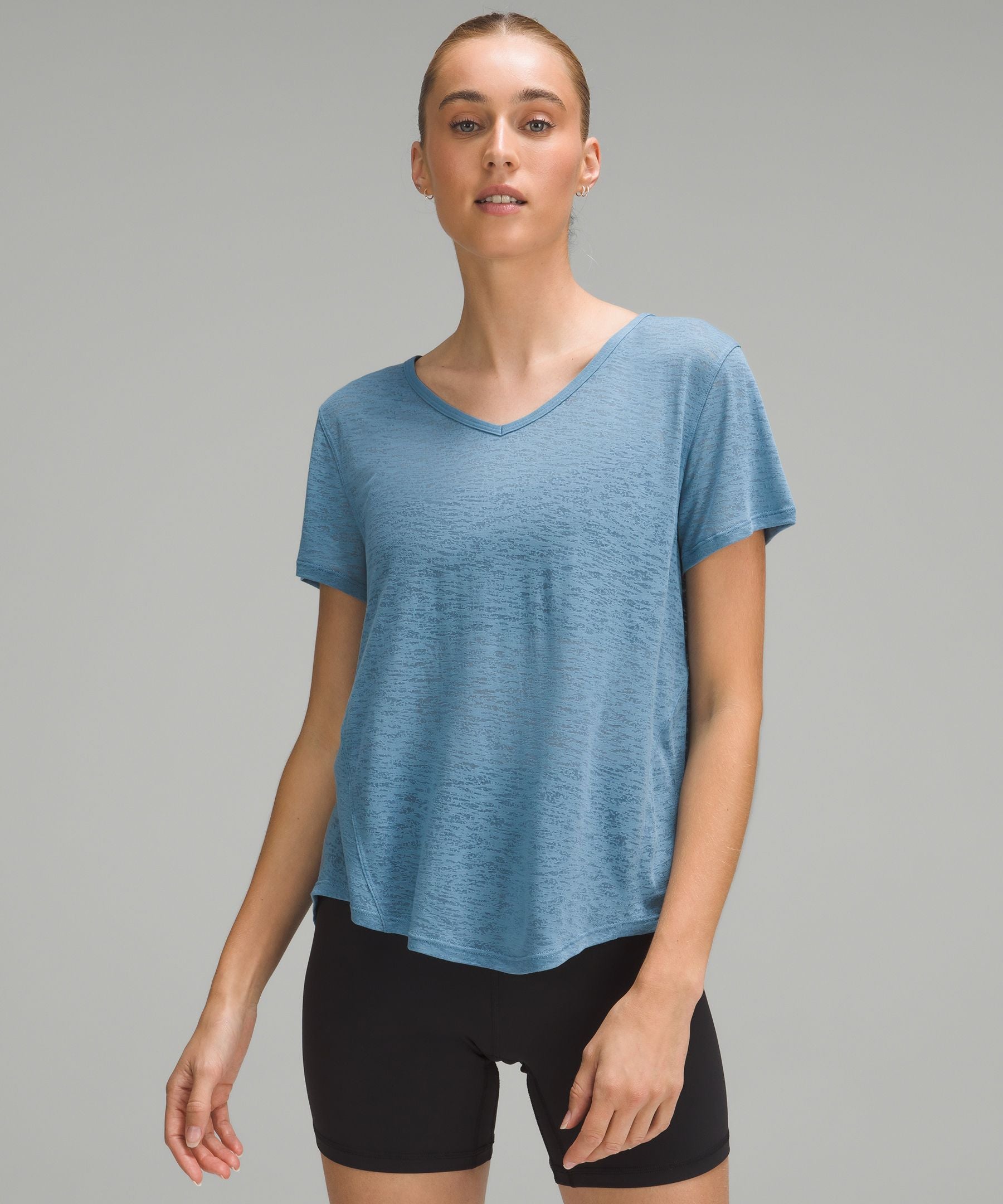 Lululemon Women's Tie-Back Lightweight Yoga Short-Sleeve T-Shirt