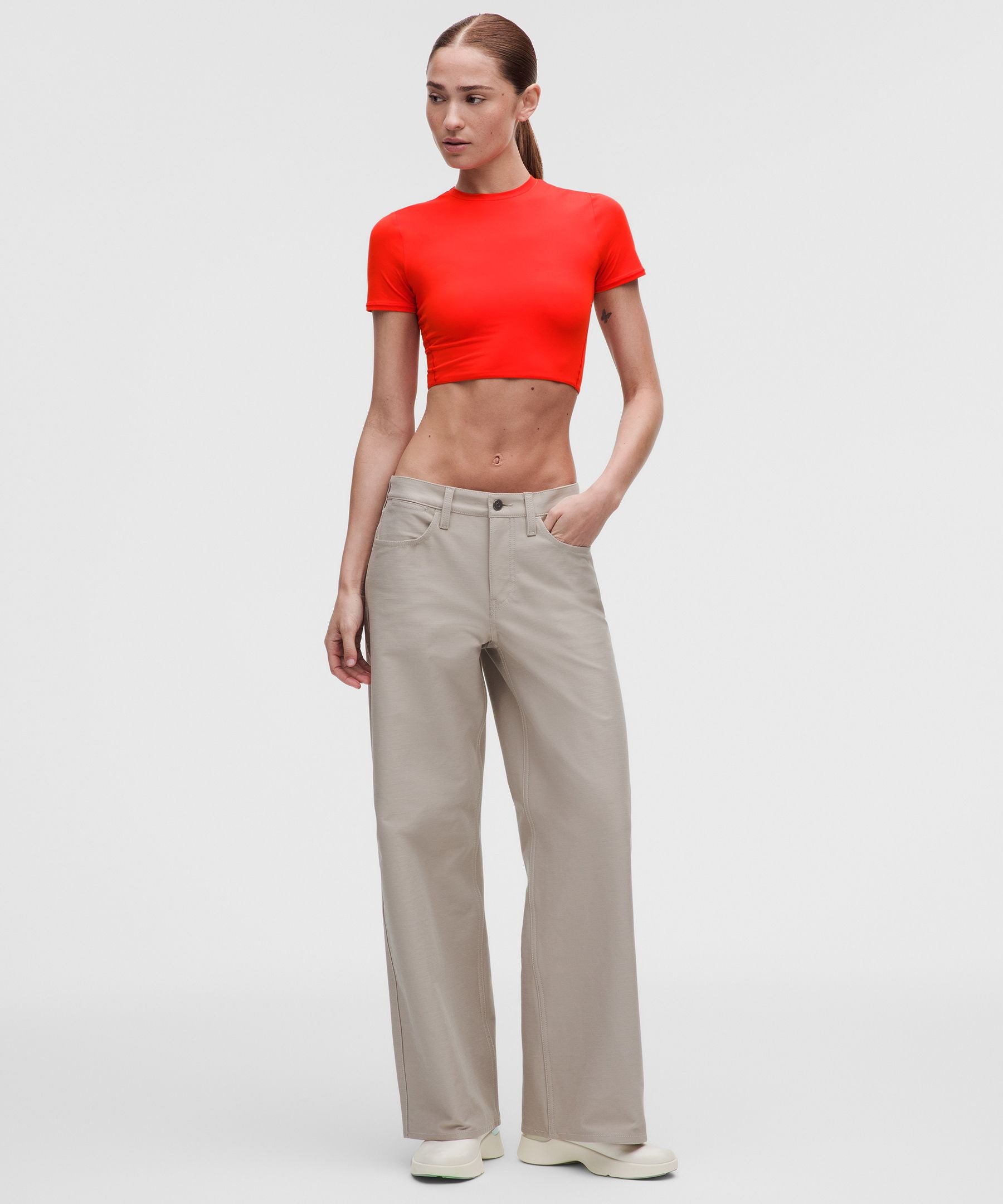 Lululemon Women's Wundermost Ultra-Soft Nulu Crewneck Cropped T-Shirt