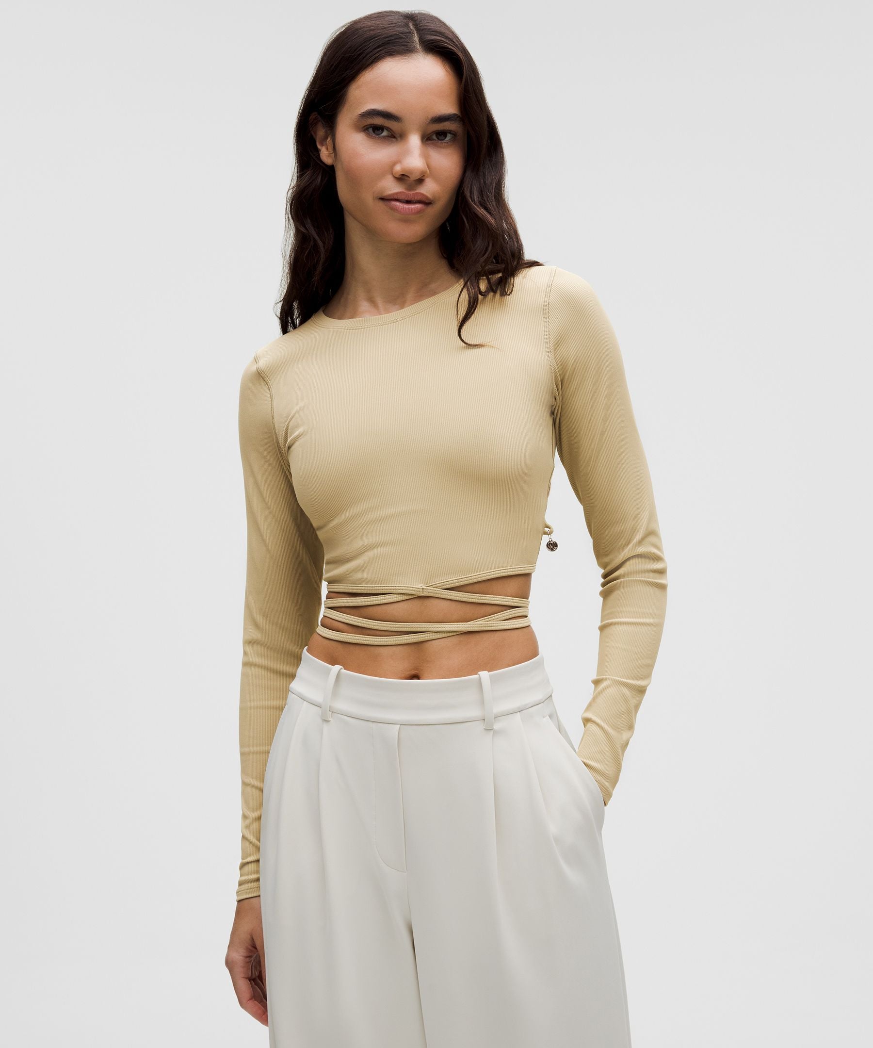#color_compass-khaki