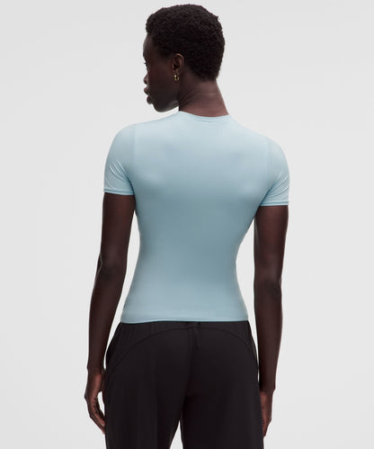 Lululemon Women's Wundermost Ultra-Soft Nulu Hip-Length Crewneck Shirt