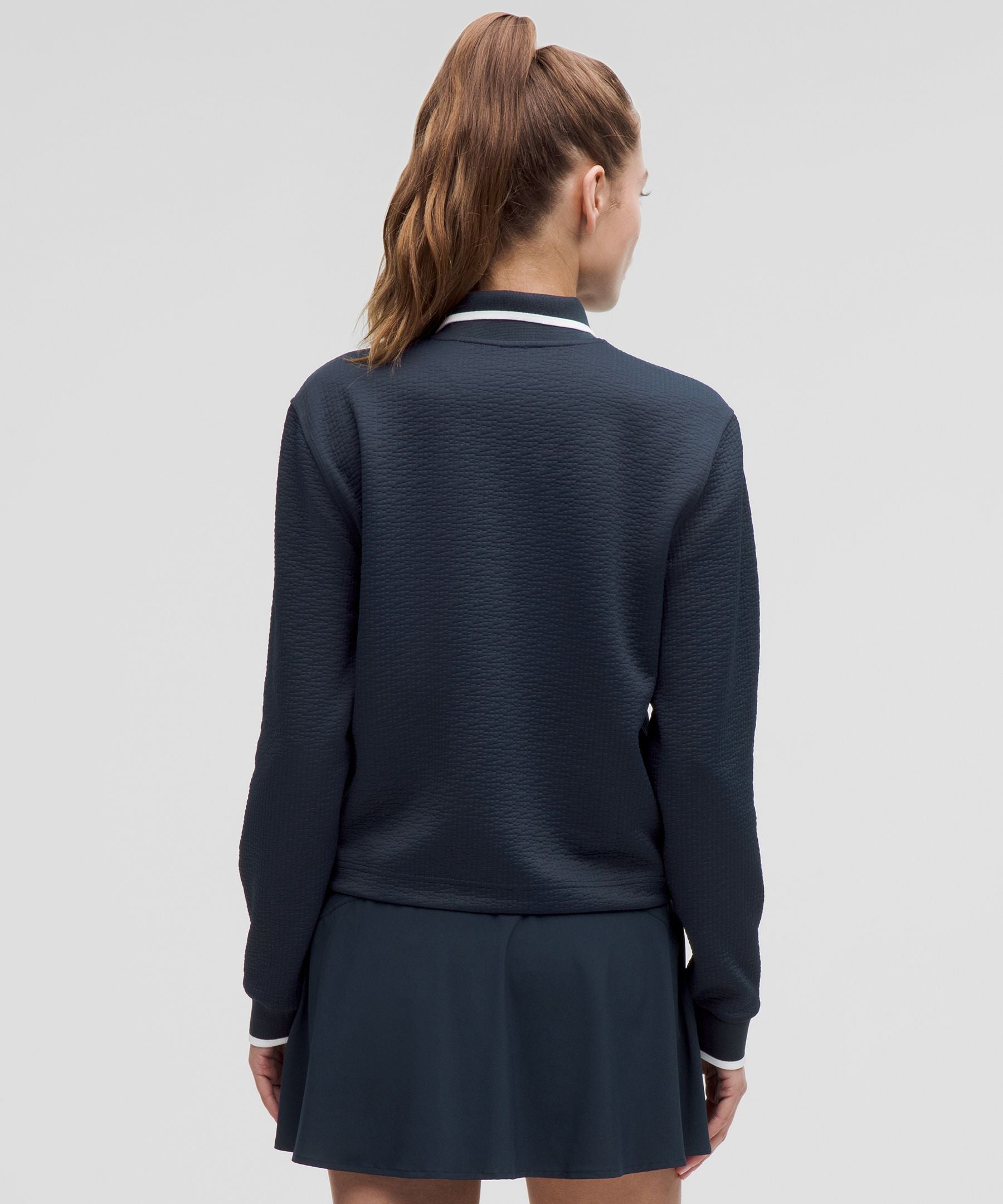 #color_true-navy/white