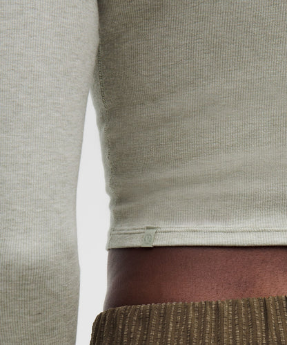 Lululemon Women's Hold Tight Straight-Hem Cropped Long-Sleeve Shirt