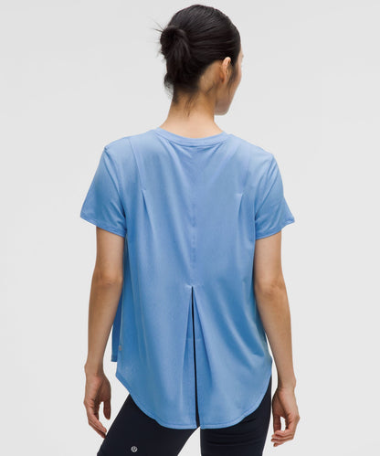 Lululemon Women's Lightweight Split-Back Training T-Shirt