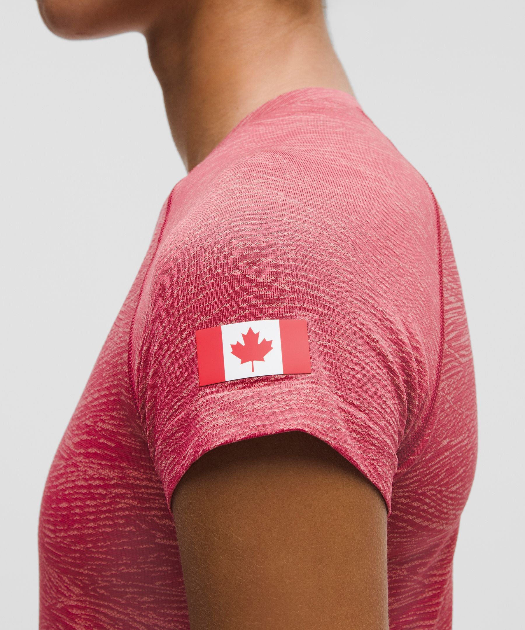 Lululemon Women's Team Canada Swiftly Tech Short-Sleeve Shirt 2.0 Hip Length *CPC Logo