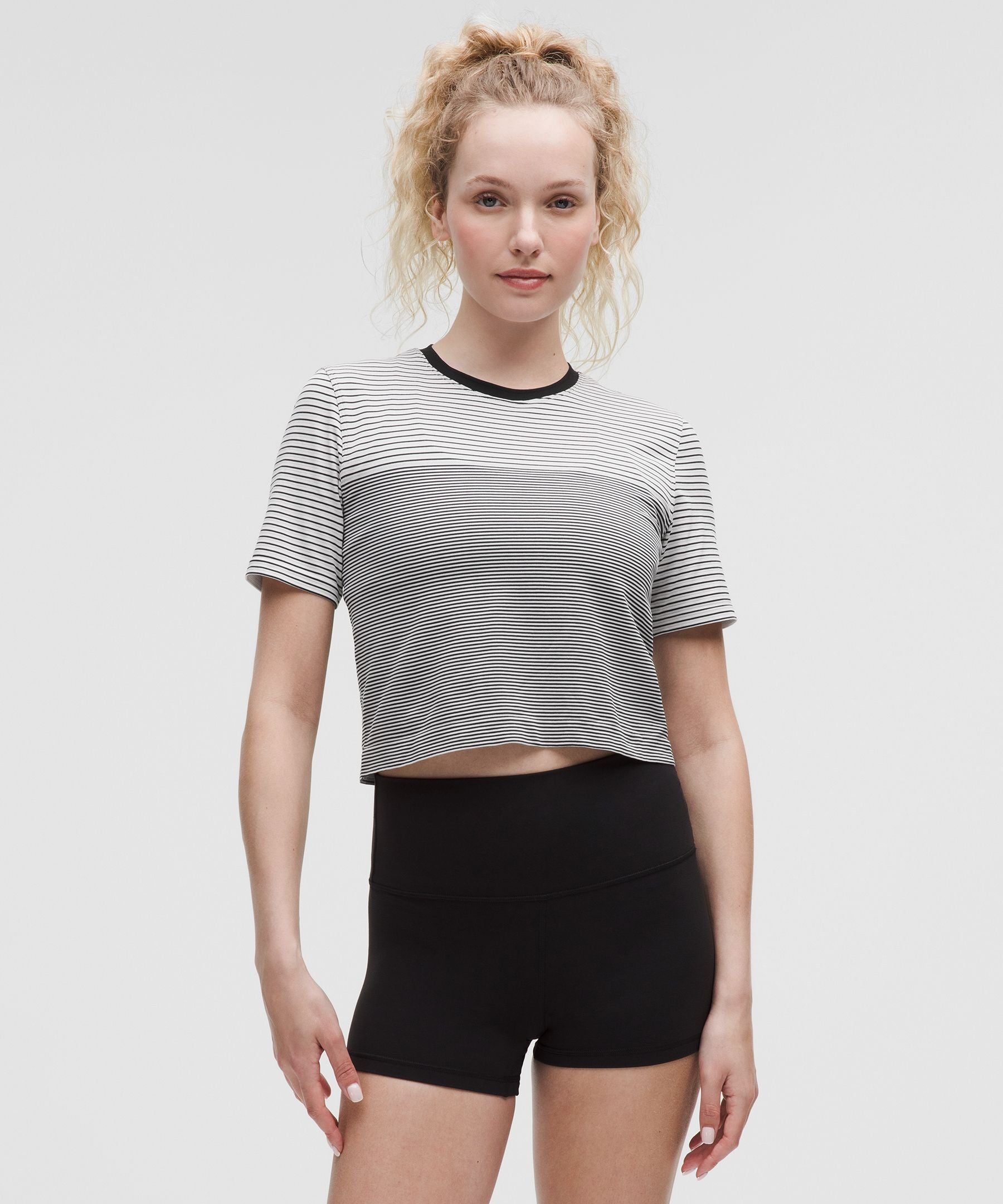 Lululemon Women's Seamless Classic-Fit Mariner Stripe Cropped T-Shirt