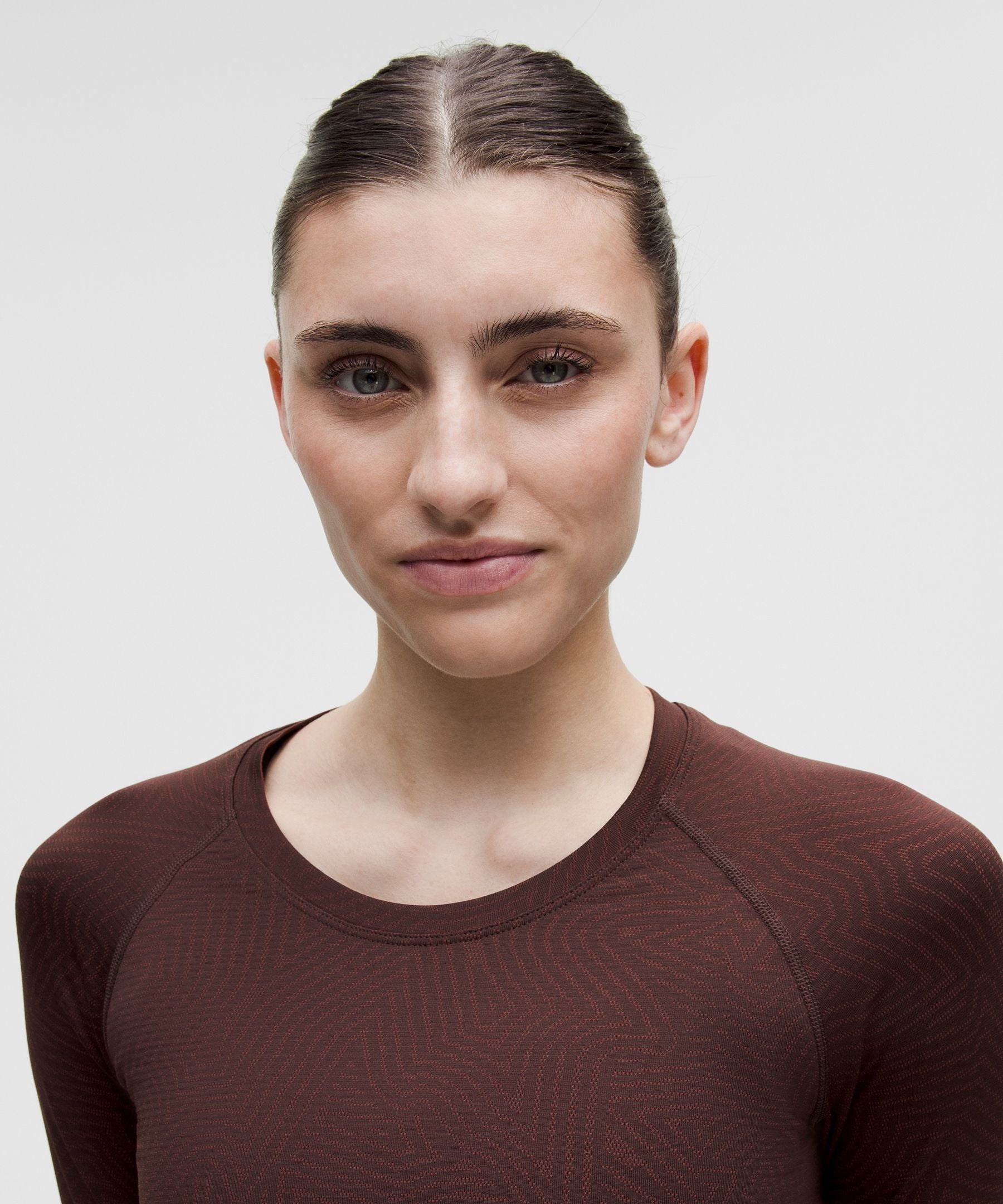 Lululemon Women's Team Canada Swiftly Tech Long-Sleeve Shirt 2.0 Waist Length *COC Logo