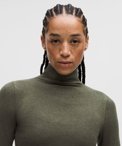Lululemon Women's Hold Tight Long-Sleeve Turtleneck