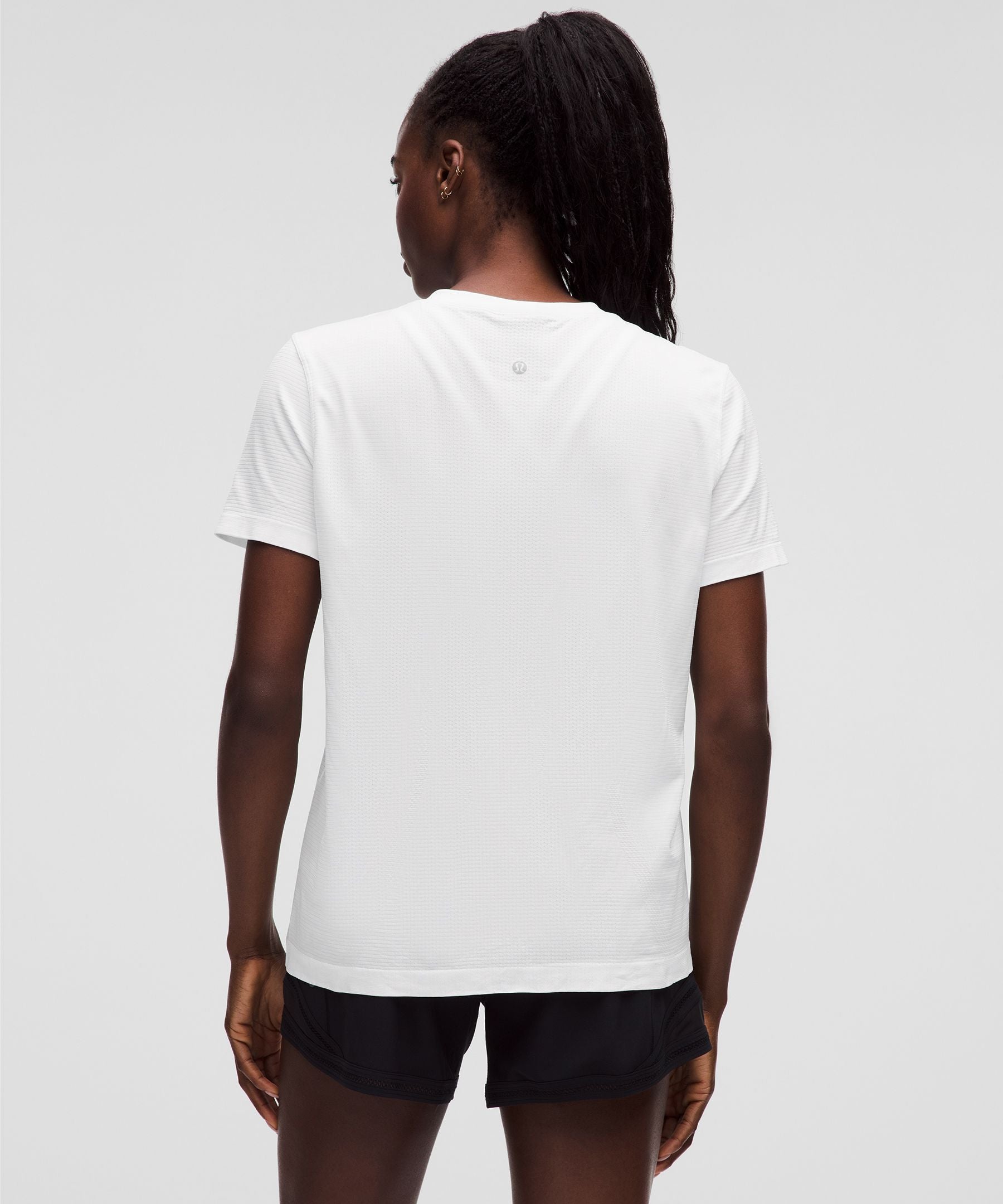 Lululemon Women's Swiftly Relaxed Short-Sleeve Shirt Hip Length *Updated Fit