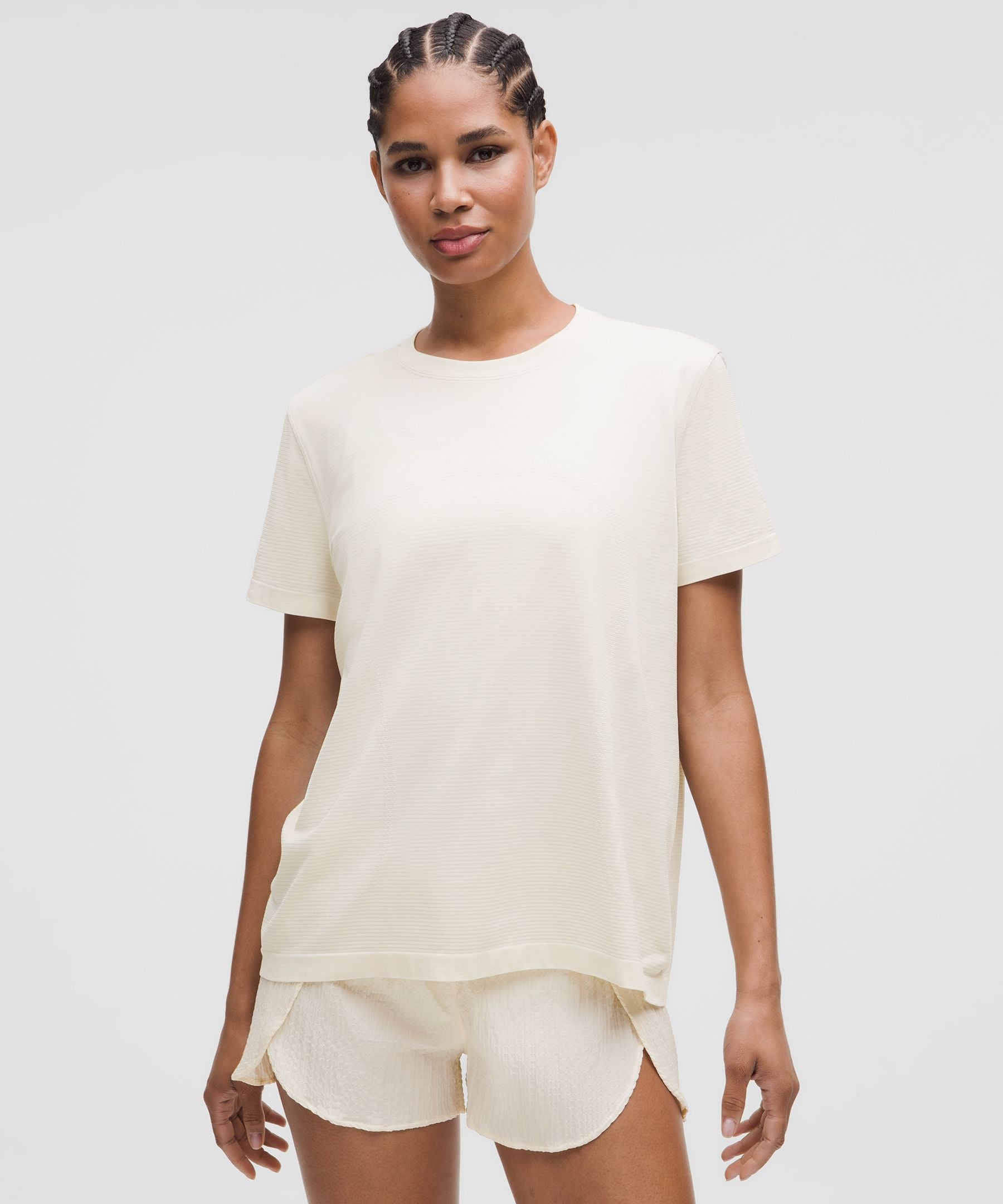 #color_light-ivory/light-ivory