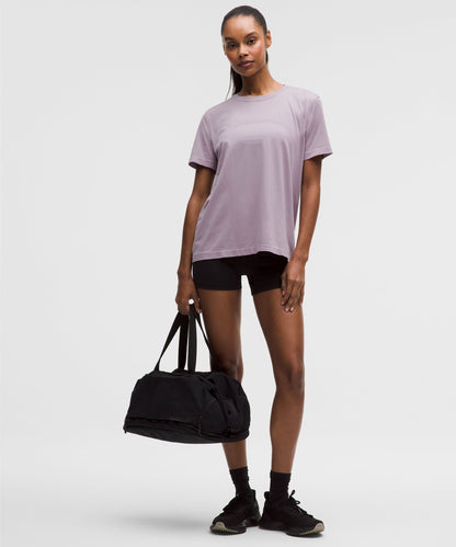 Lululemon Women's Swiftly Relaxed Short-Sleeve Shirt Hip Length *Updated Fit