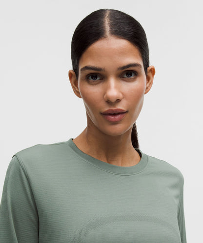 Lululemon Women's Swiftly Relaxed Long-Sleeve Shirt Hip Length *Updated Fit