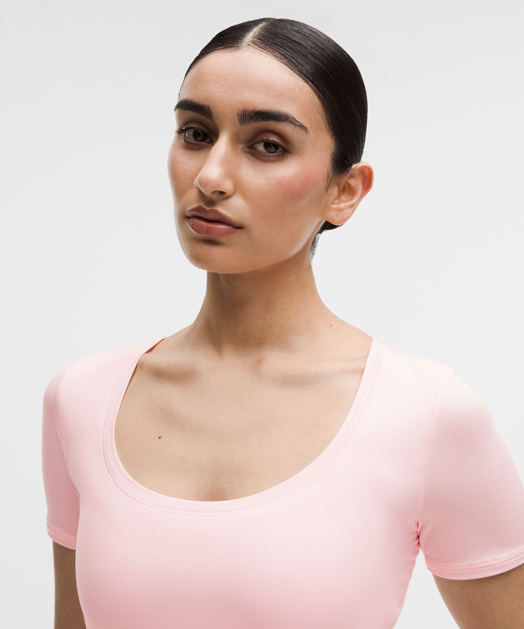 Lululemon Women's Wundermost Ultra-Soft Nulu Scoop-Neck T-Shirt